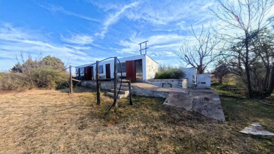 5 Bedroom Property for Sale in Edenburg Rural Free State